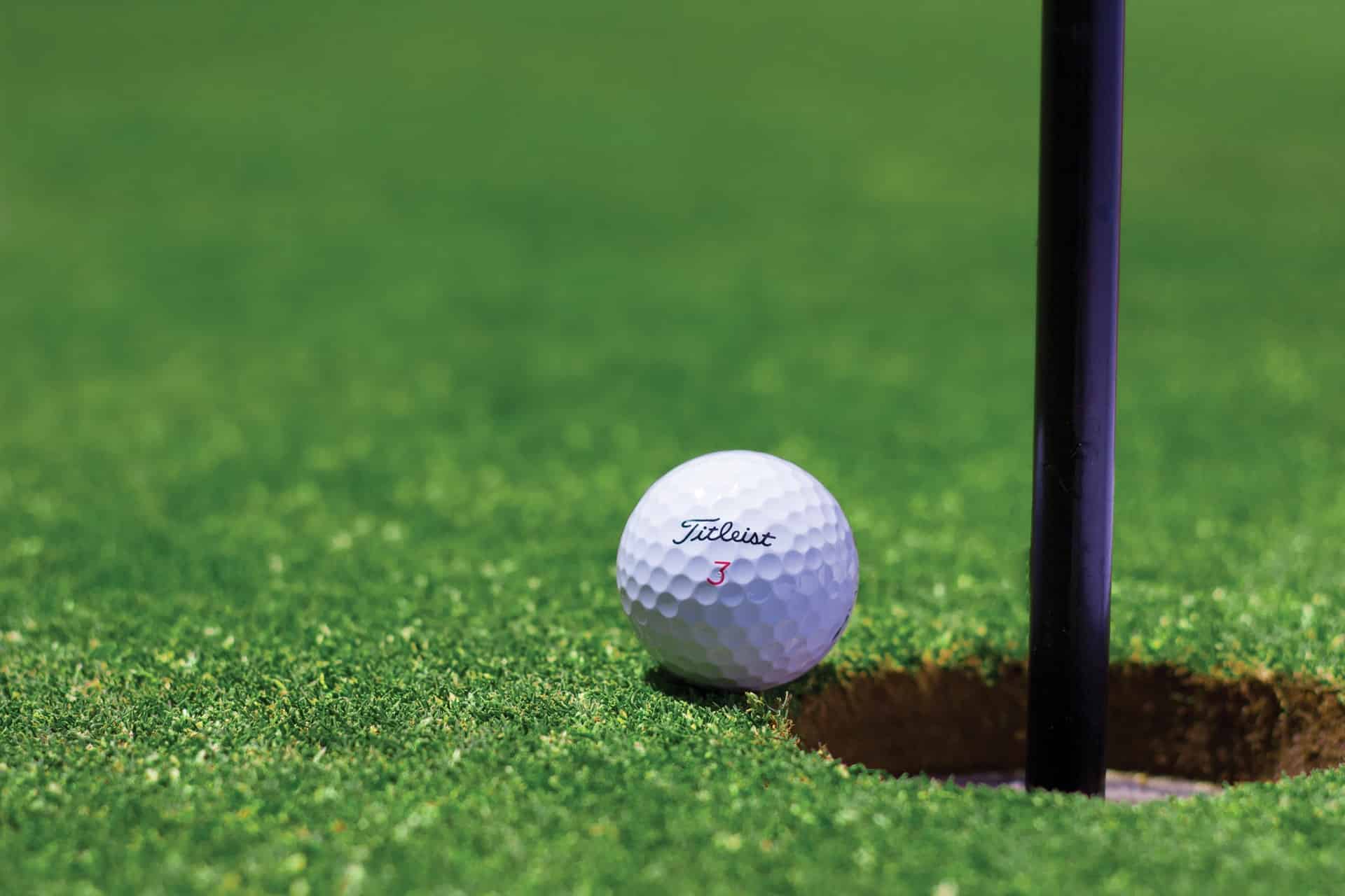 Lækkert golftøj hos Backtee